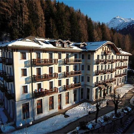 Aparthotel & Residence Palace 蓬泰迪莱尼奥 外观 照片