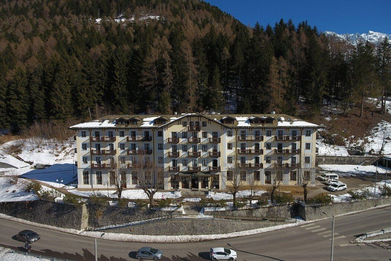 Aparthotel & Residence Palace 蓬泰迪莱尼奥 外观 照片