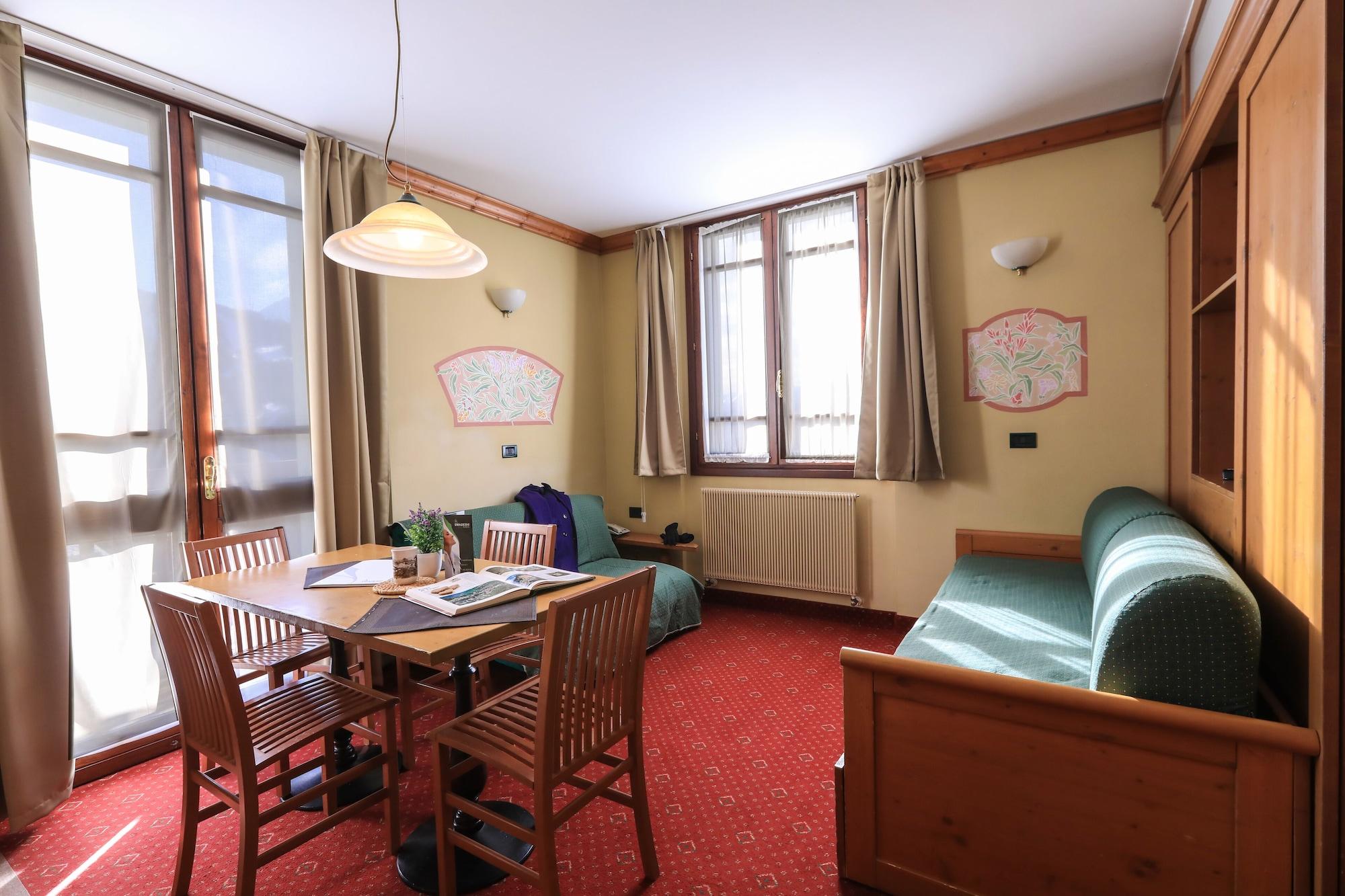 Aparthotel & Residence Palace 蓬泰迪莱尼奥 外观 照片