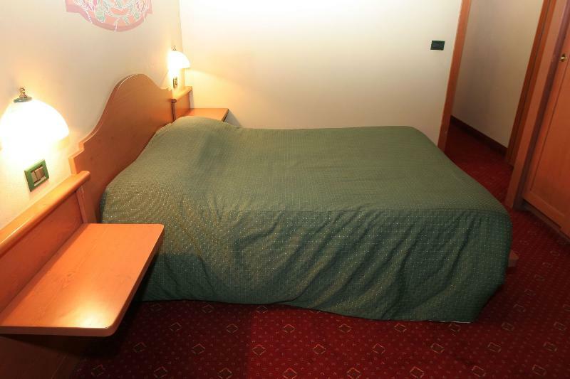 Aparthotel & Residence Palace 蓬泰迪莱尼奥 外观 照片